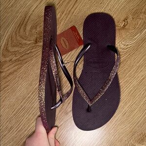 Havaianas Women's Sparkle Sandals - Deep Purple size 9